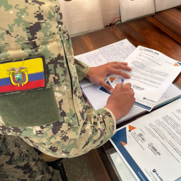 <p style="font-size:20px; color:#f26d24; font-weight:bold;">   Documentación Marítima </p>